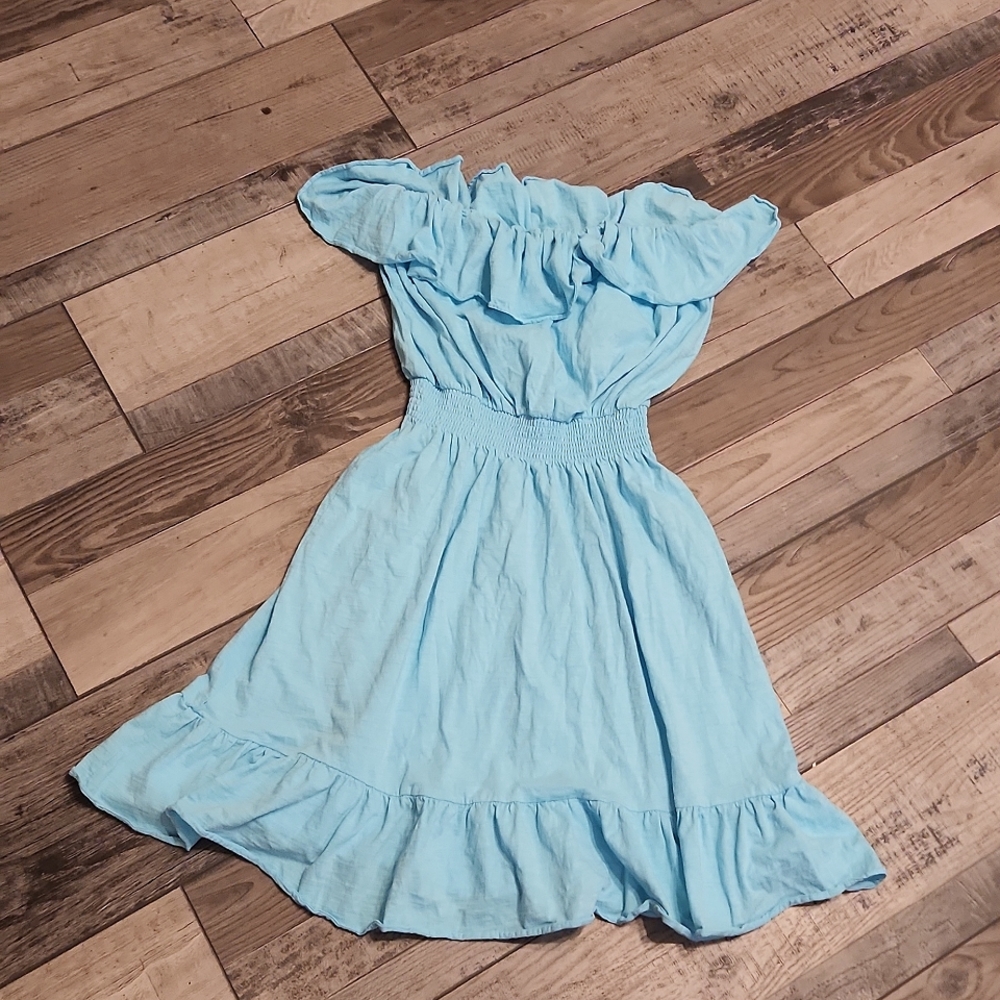 Lily strapless dress with ruffle